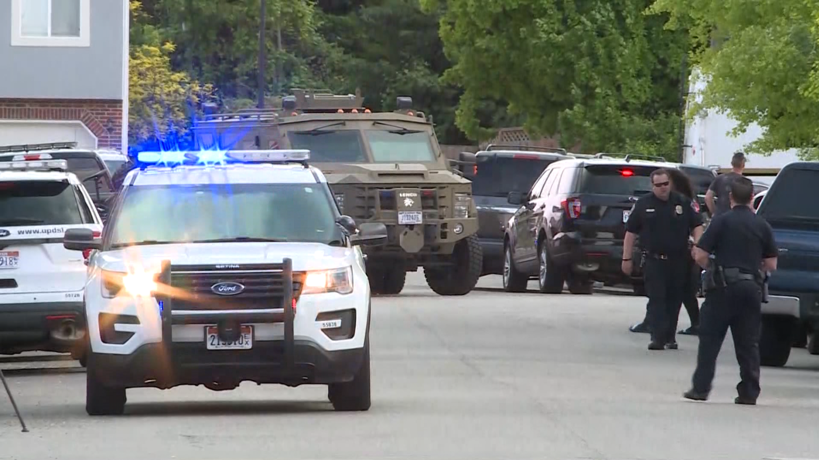 Man in custody after shots fired in Taylorsville home - KSLNewsRadio