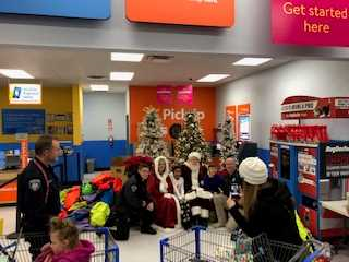 kids shop with cops...