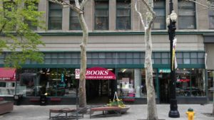 One of the state's biggest retail collections of used books will close its doors at the end of June...