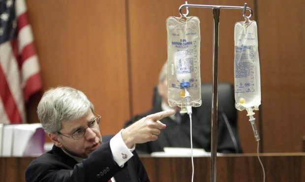 FILE - In this Thursday, Oct. 20, 2011 file photo, anesthesiology expert Dr. Steven Shafer demonstr...