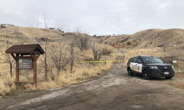 Photo of police outside the hiking head of Hells Canyon where a hiker reported a possible decaying ...