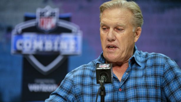 Broncos coach Elway denounces police violence...