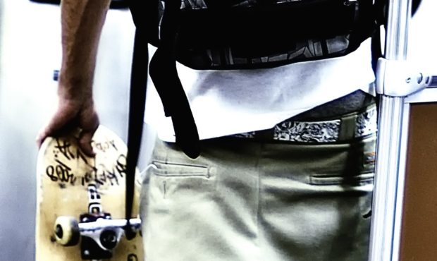 saggy pants...