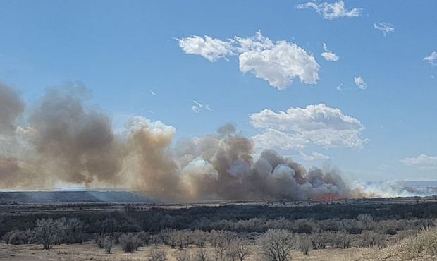 #EastMyton and #NorthRiver fires merge in Duchesne Co. (Shelby Huffman)...