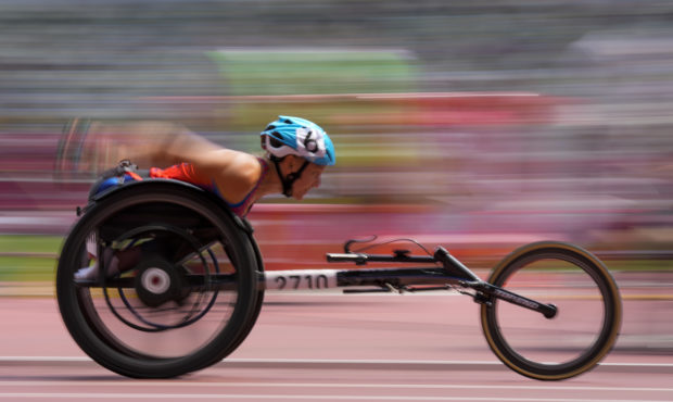 United States's Susannah Scaroni competes in the women's 5000-meters T54 final during the 2020 Para...
