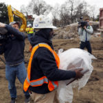 Lee Statue Time Capsule
