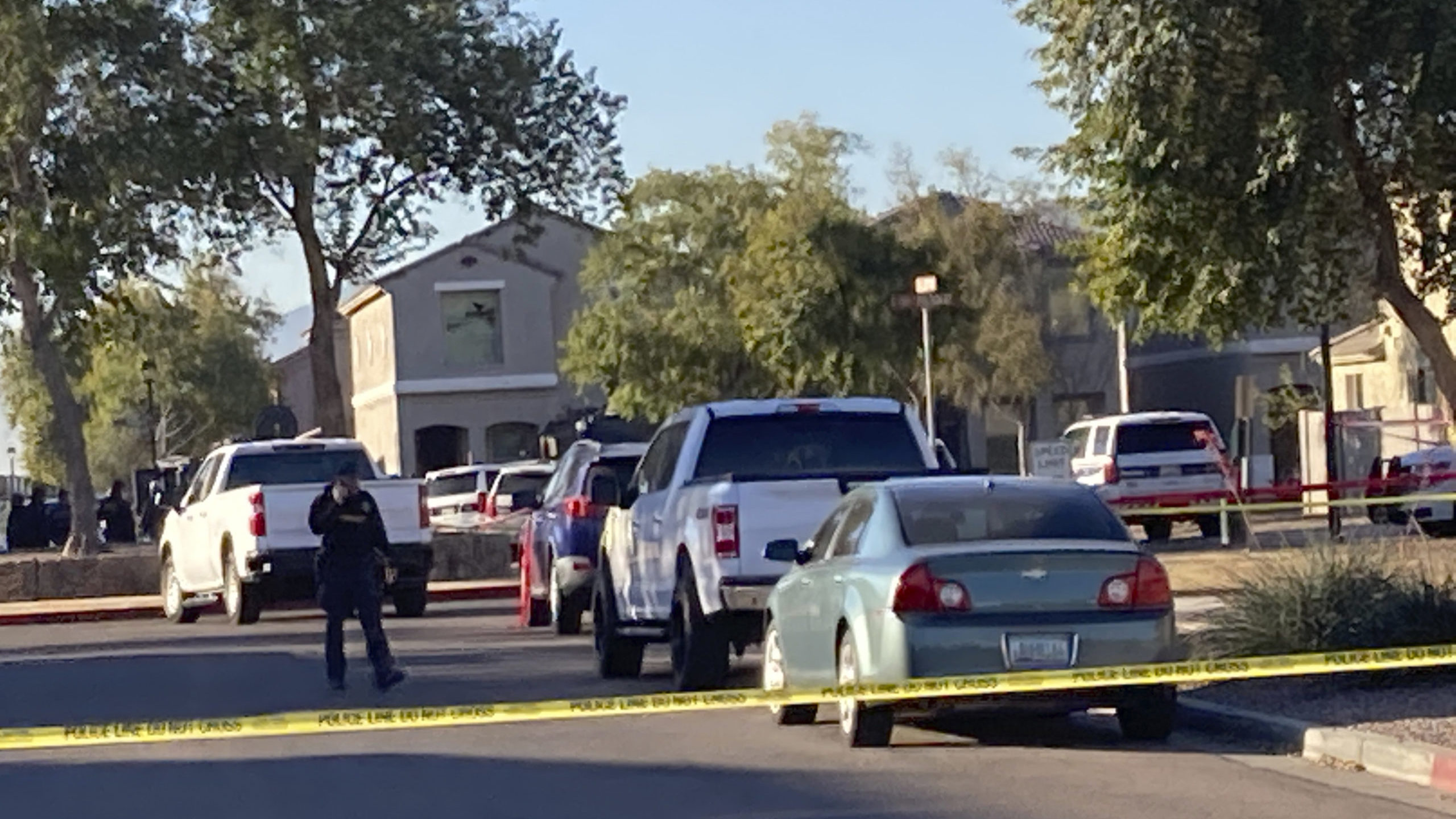 Police Officers Shot Phoenix...