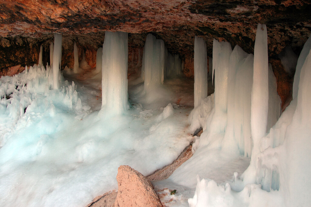 Leave No Trace has selected Mossy Cave Trail in Bryce Canyon National Park as a 2022 Hot Spot....