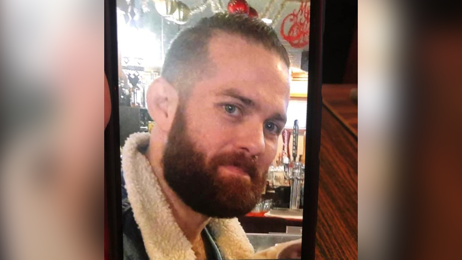 Authorities in Grants Pass, Oregon are advising women to be on the lookout for a fugitive accused o...