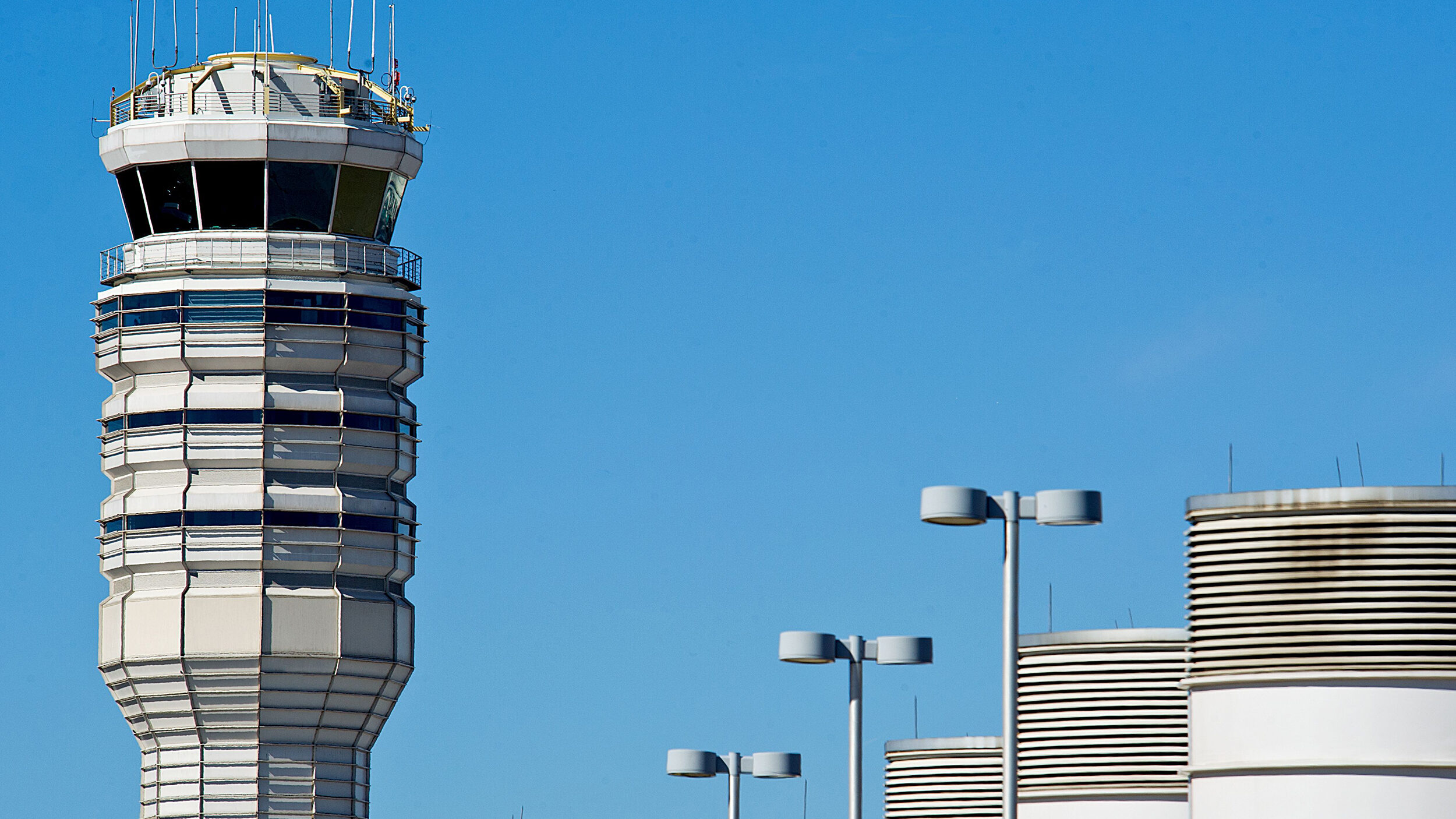 The seventh runway close call this year between commercial airliners took place at Reagan National ...