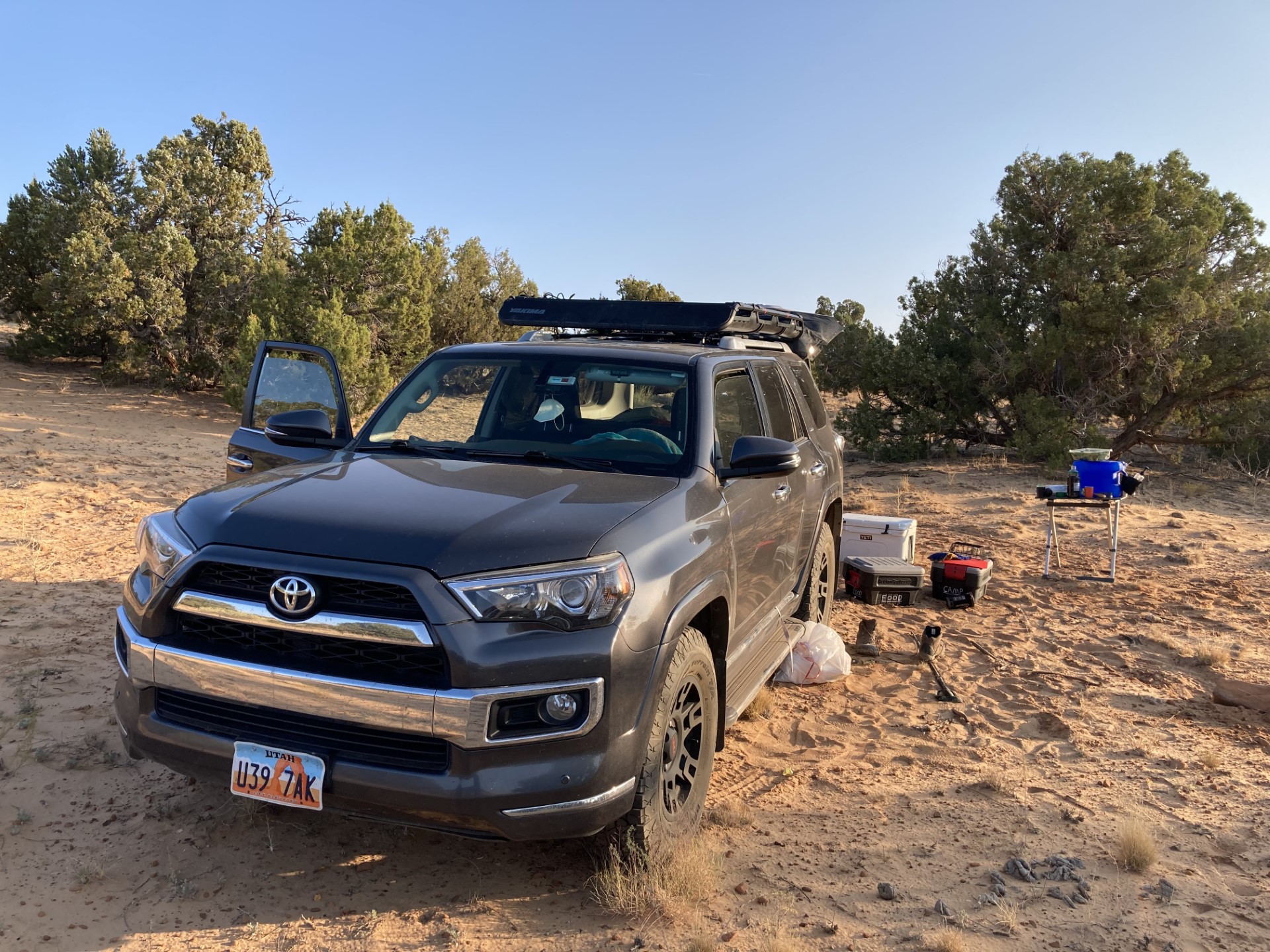 Toyota 4Runner...