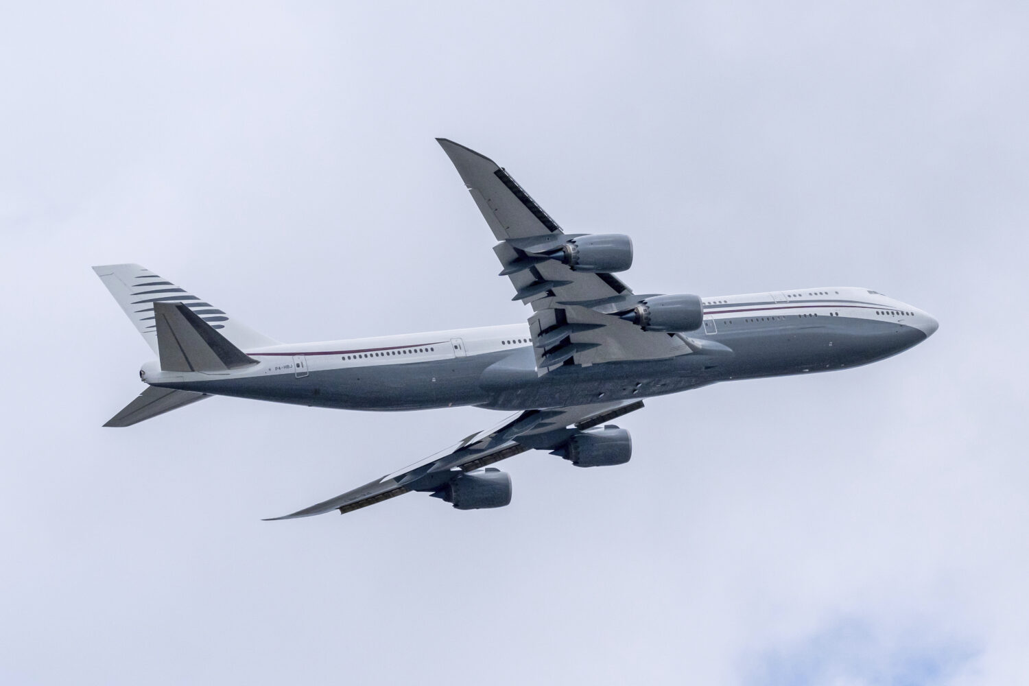 Qatar gifts Boing 747 to Trump...